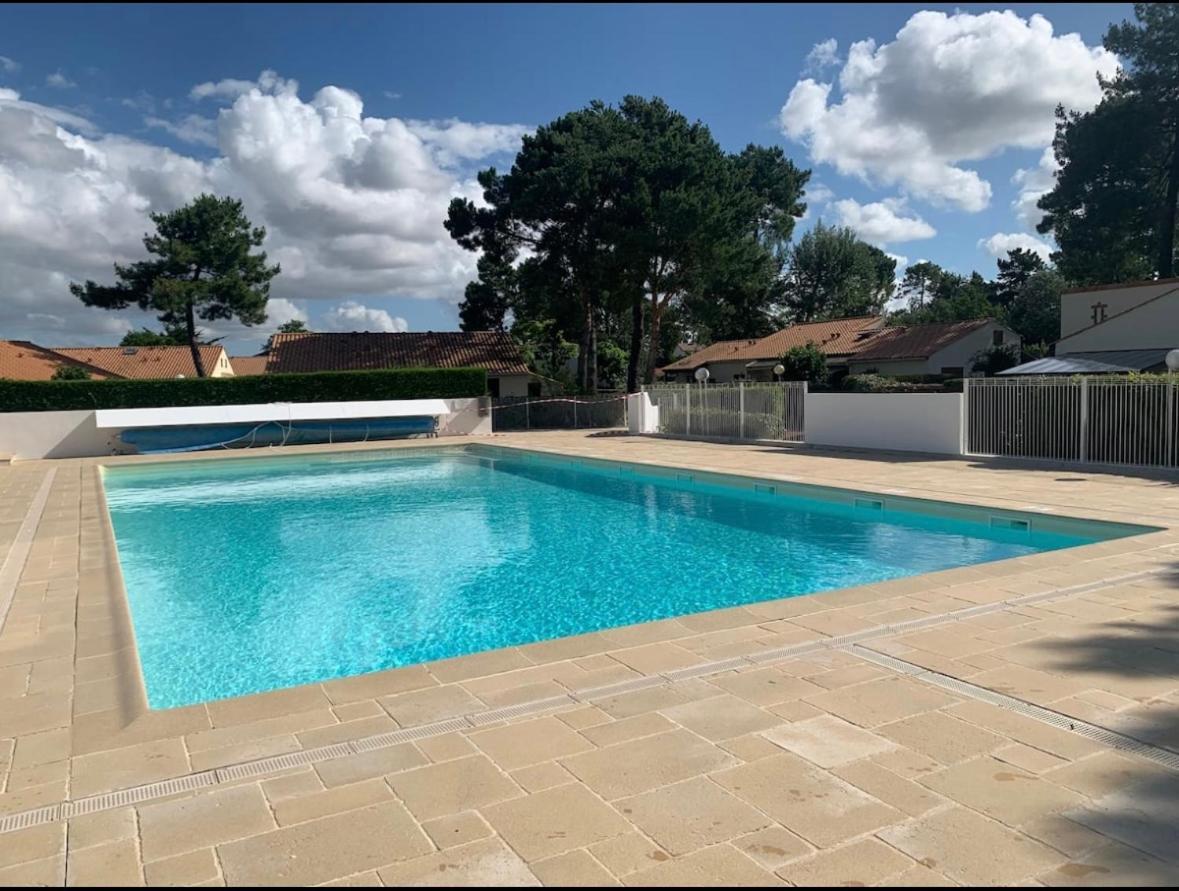 La Kozy - Maison Moderne, Mer, Foret, Piscine - Wifi Сен-Жан-де-Мон Екстериор снимка